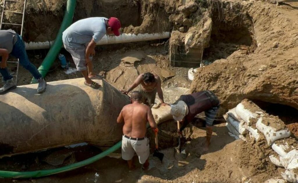 Más de 400 mil habitantes de Acapulco padecen falta de agua por sismo