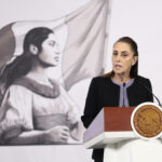 Sheinbaum califica de “falso” que consulados mexicanos hagan política en EE.UU.