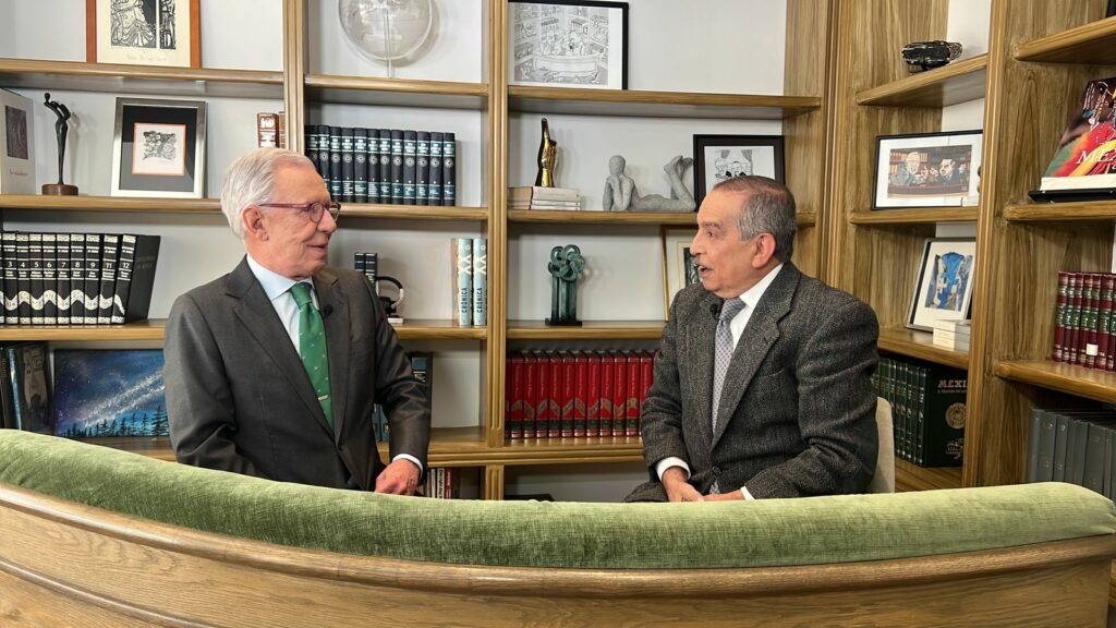 La caída de Nicolás Maduro: Joaquín Marín de do Pingüé (T6 cap. 1) La caída de Nicolás Maduro: Joaquín Marín de do Pingüé (T6 cap. 1)