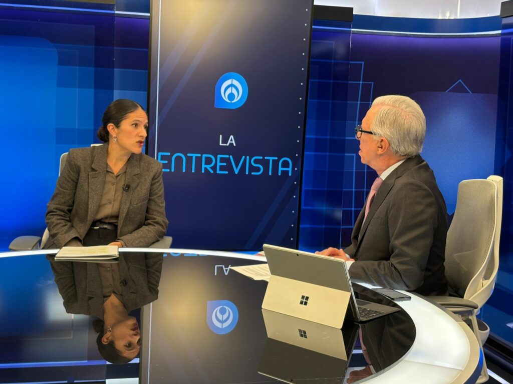 bertha alcalde luján en radio fórmula con lópez-dóriga