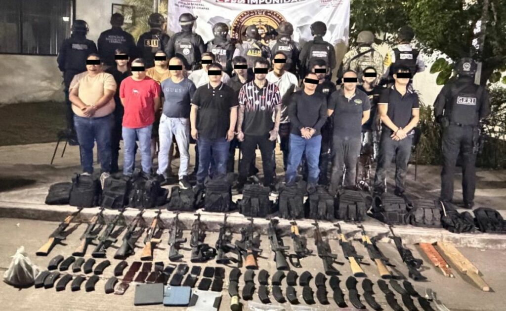 Detienen a 15 generadores de violencia en Chiapas con armas y droga