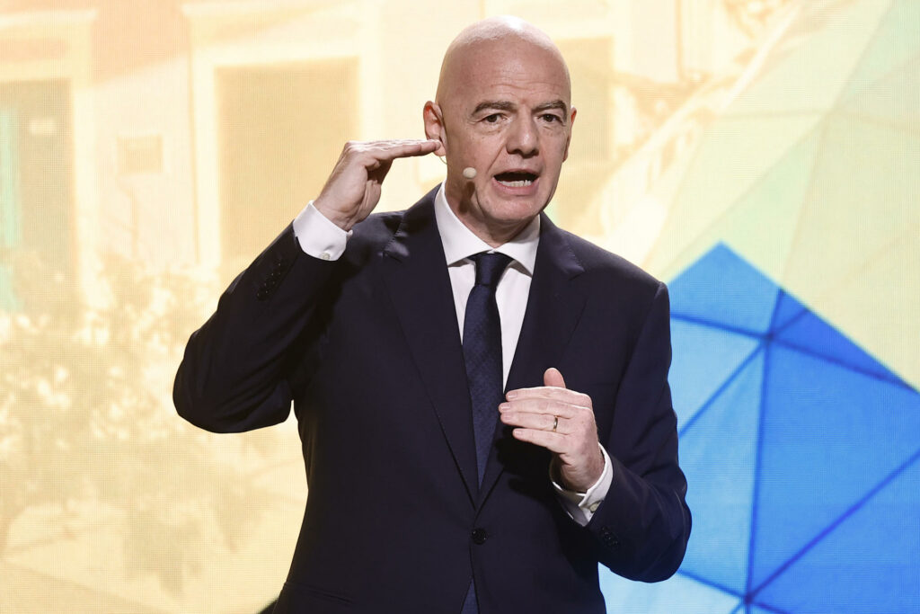 Infantino afirma que tiene confianza total en México para el Mundial