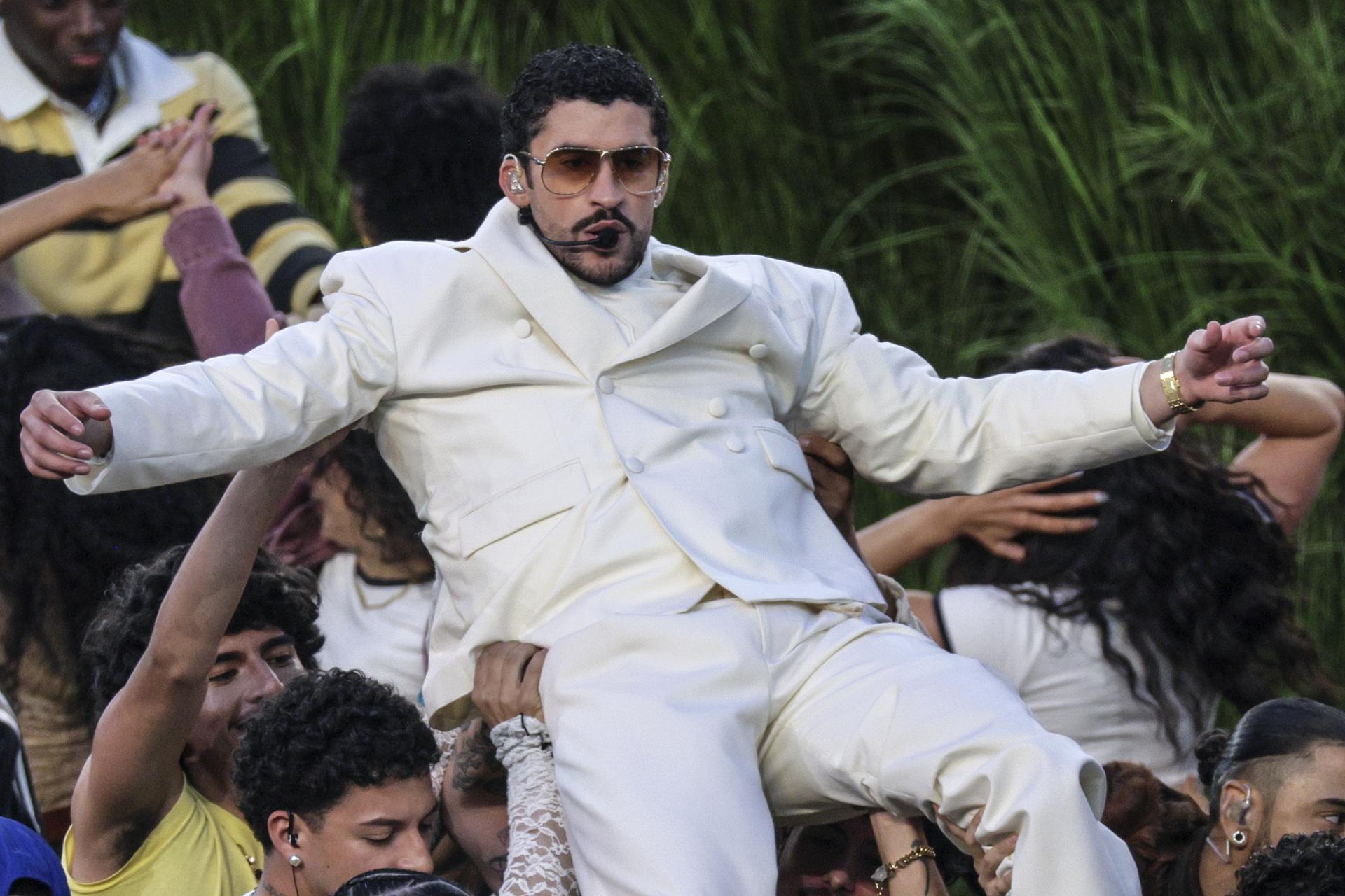 Bad Bunny reúne 128 millones de espectadores en Super Bowl y queda cuarto en la historia