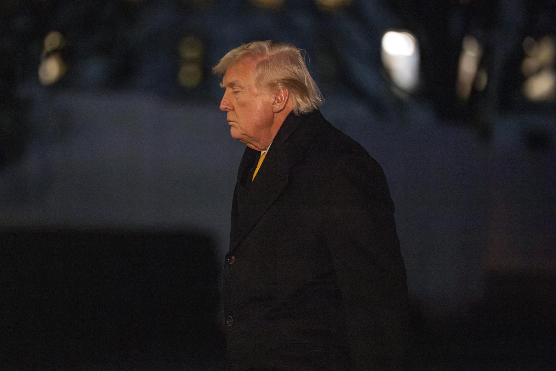 Trump amenaza con bloquear puente entre EE.UU. y Canadá por tensiones económicas