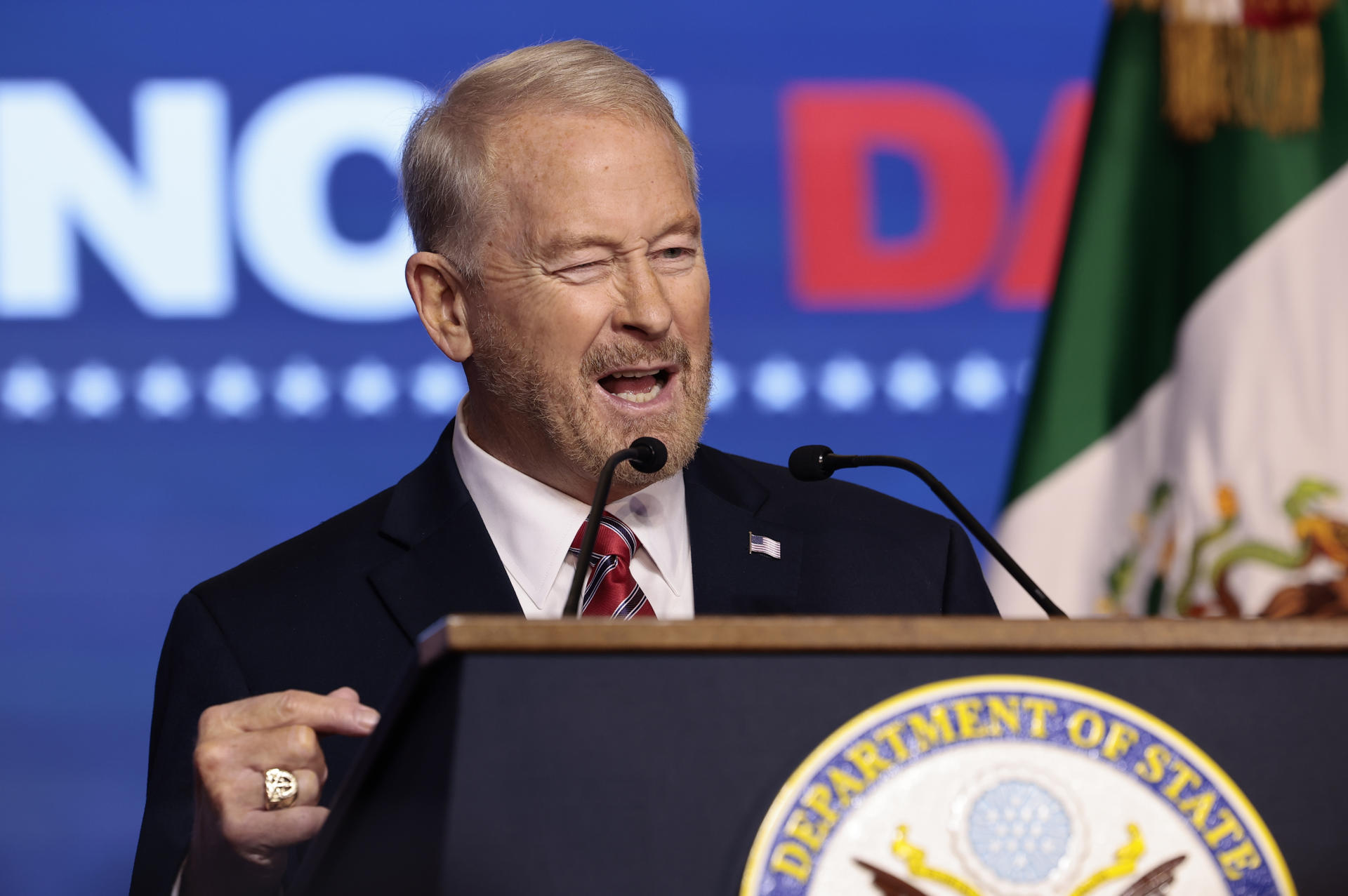 Embajador de EE.UU. en México destaca “gran golpe” al CJNG y pide mantener la firmeza