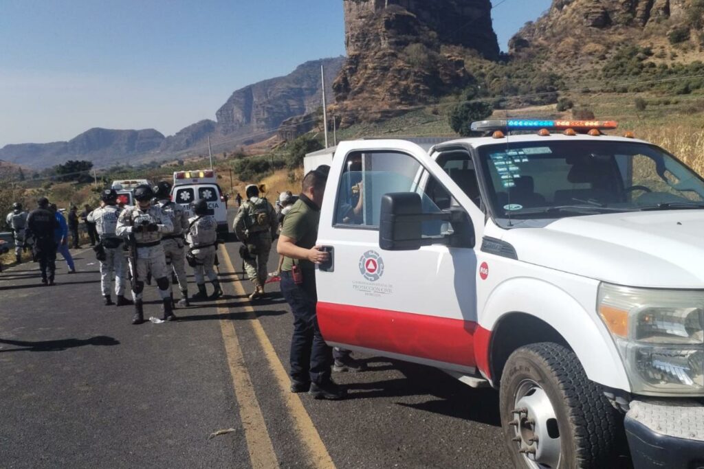 Ocho muertos tras accidente carretero en Morelos