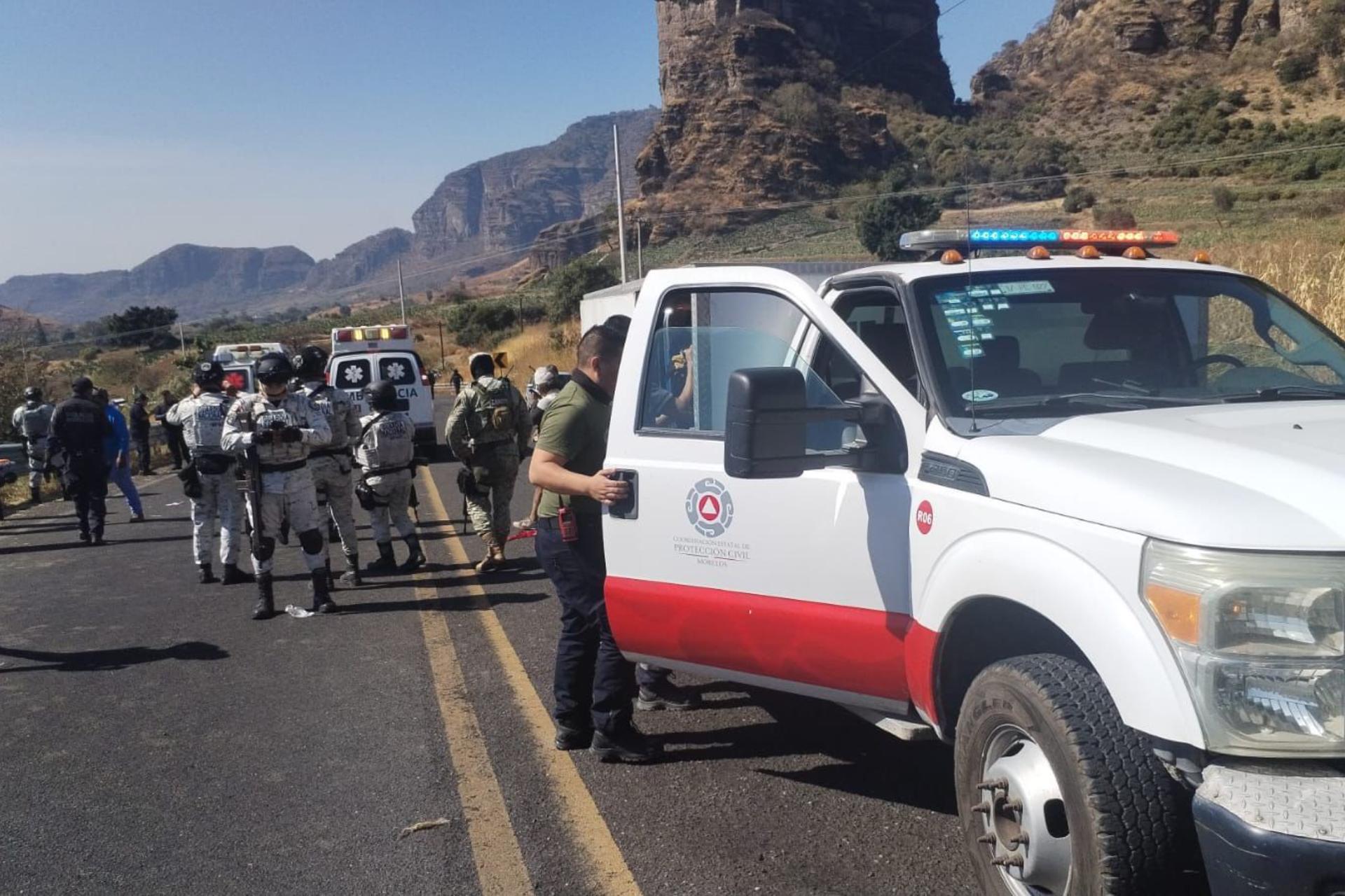 Ocho muertos tras accidente carretero en Morelos Ocho muertos tras accidente carretero en Morelos