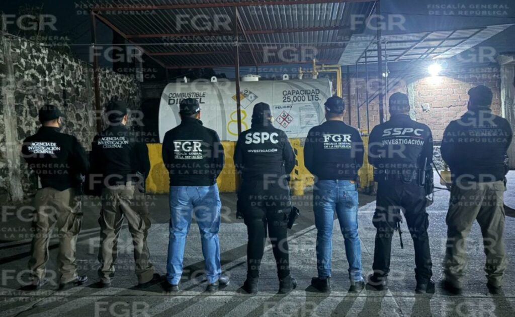 Hallan ‘huachicol’ en base de la ruta 16 del transporte p&uacute;blico de Jiutepec