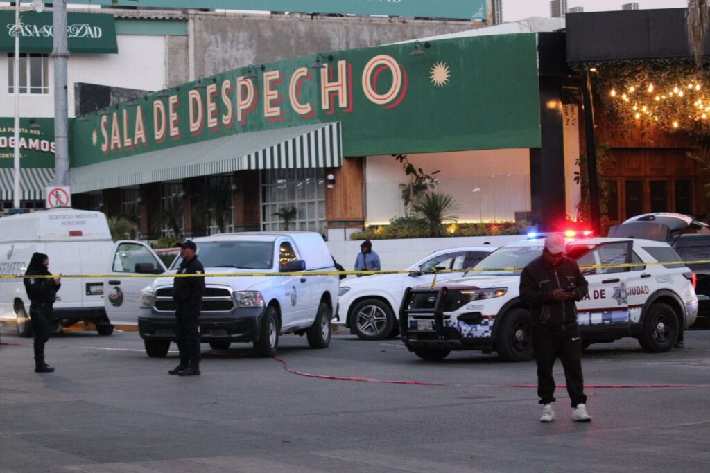 Balacera afuera del bar “Sala de Despecho” en Puebla: Hay tres muertos y cuatro detenidos