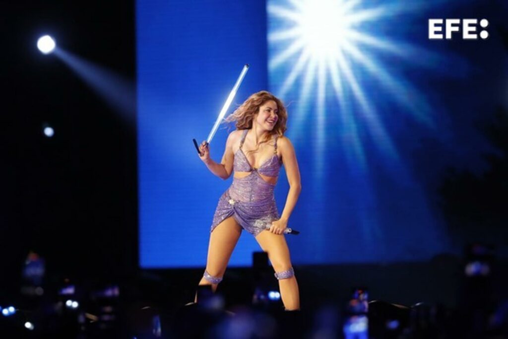 Shakira cierra 13 llenos en Ciudad de México antes de su concierto público en el Zócalo