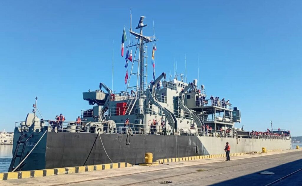 Llega a Cuba ayuda humanitaria enviada por México