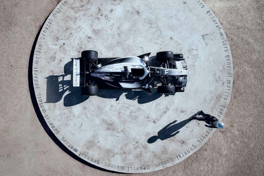 Cadillac y ‘Checo’ P&eacute;rez: Se revela el dise&ntilde;o del monoplaza para la temporada 2026 de F1