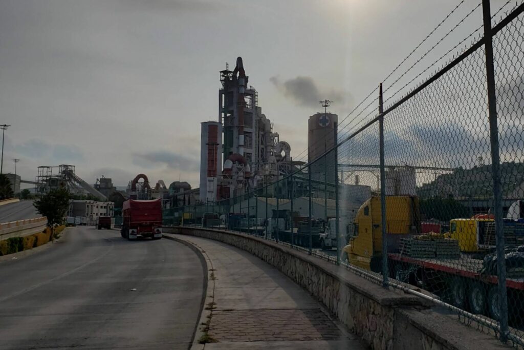 Cumplimiento de orden judicial desata balacera en Ciudad Cooperativa Cruz Azul