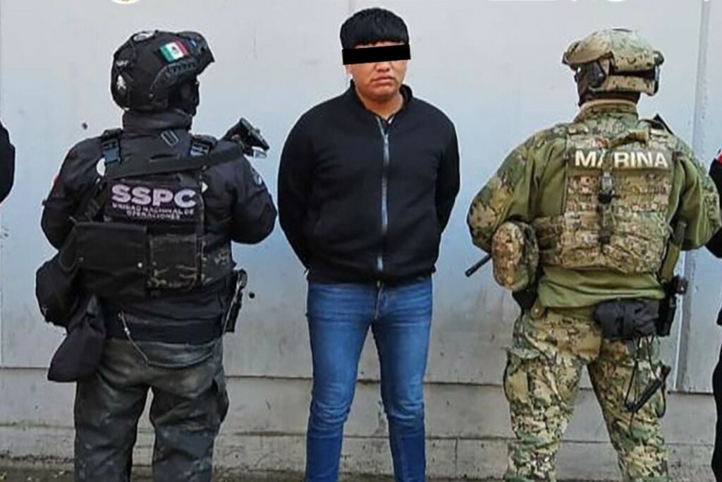 Detienen en Quer&eacute;taro al ‘Flaco’, operador de ‘Los Salazar’, y a otras 29 personas