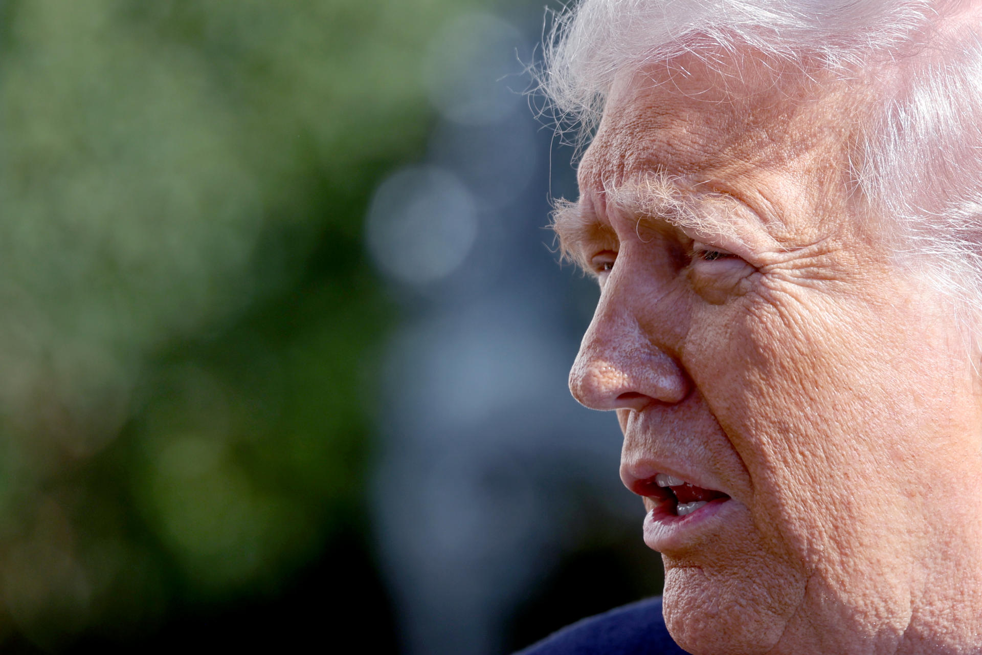 Trump afirma que tal vez opte por “una toma de control amistosa de Cuba”