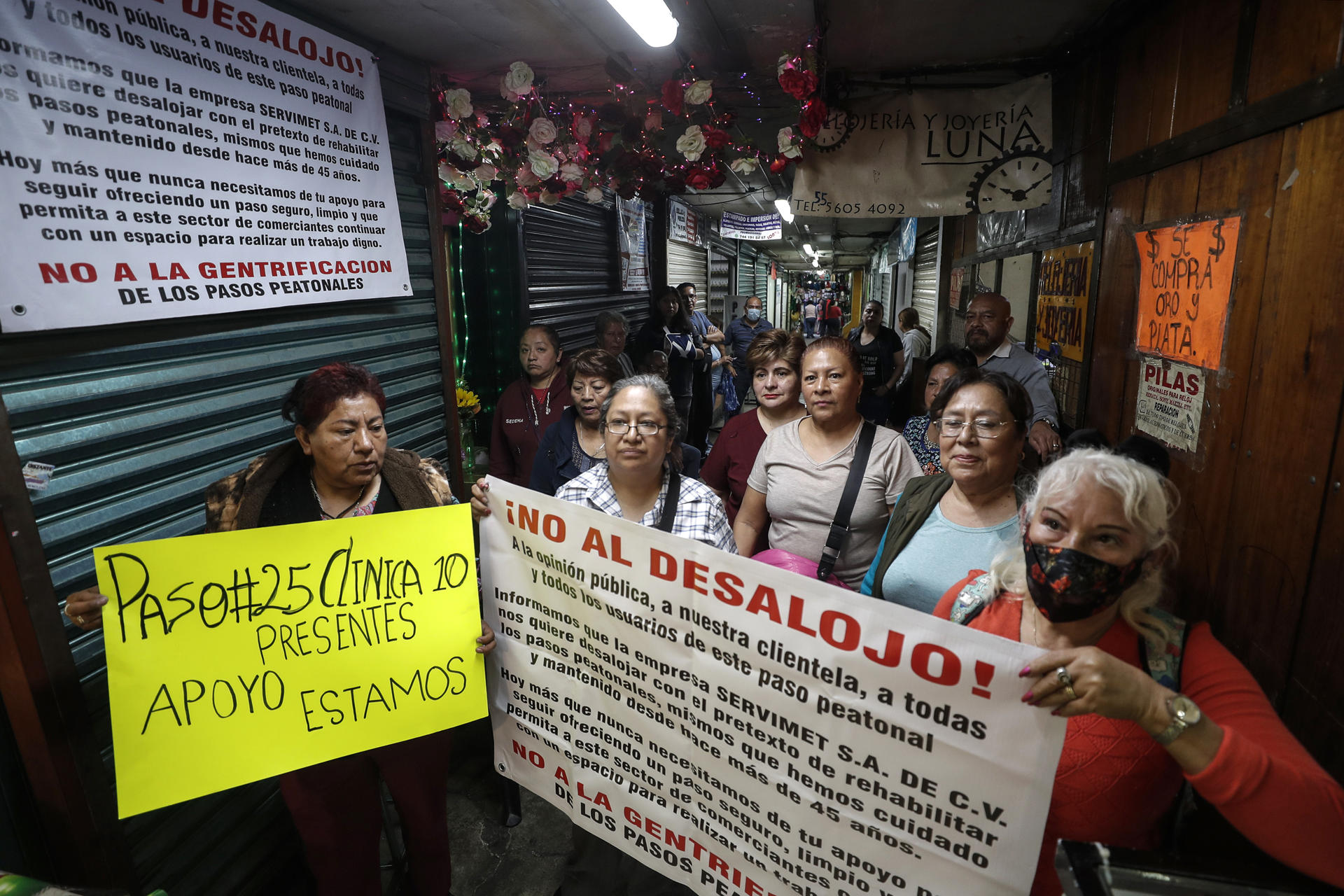 Las obras del Mundial de Fútbol amenazan a comerciantes informales de la CDMX Las obras del Mundial de Fútbol amenazan a comerciantes informales de la CDMX