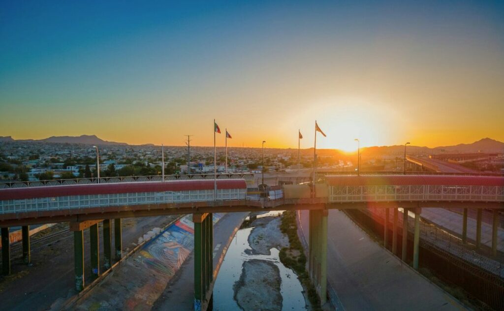 Filtran supuesta verdadera razón del cierre del espacio aéreo en El Paso