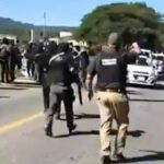 Bloqueo carretero en Chiapas deriva en enfrentamiento; hay 3 policías heridos