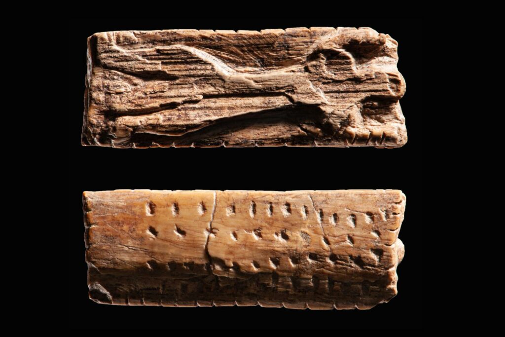 Humanos tenían hace 40 mil años un sistema de signos precursor del lenguaje escrito