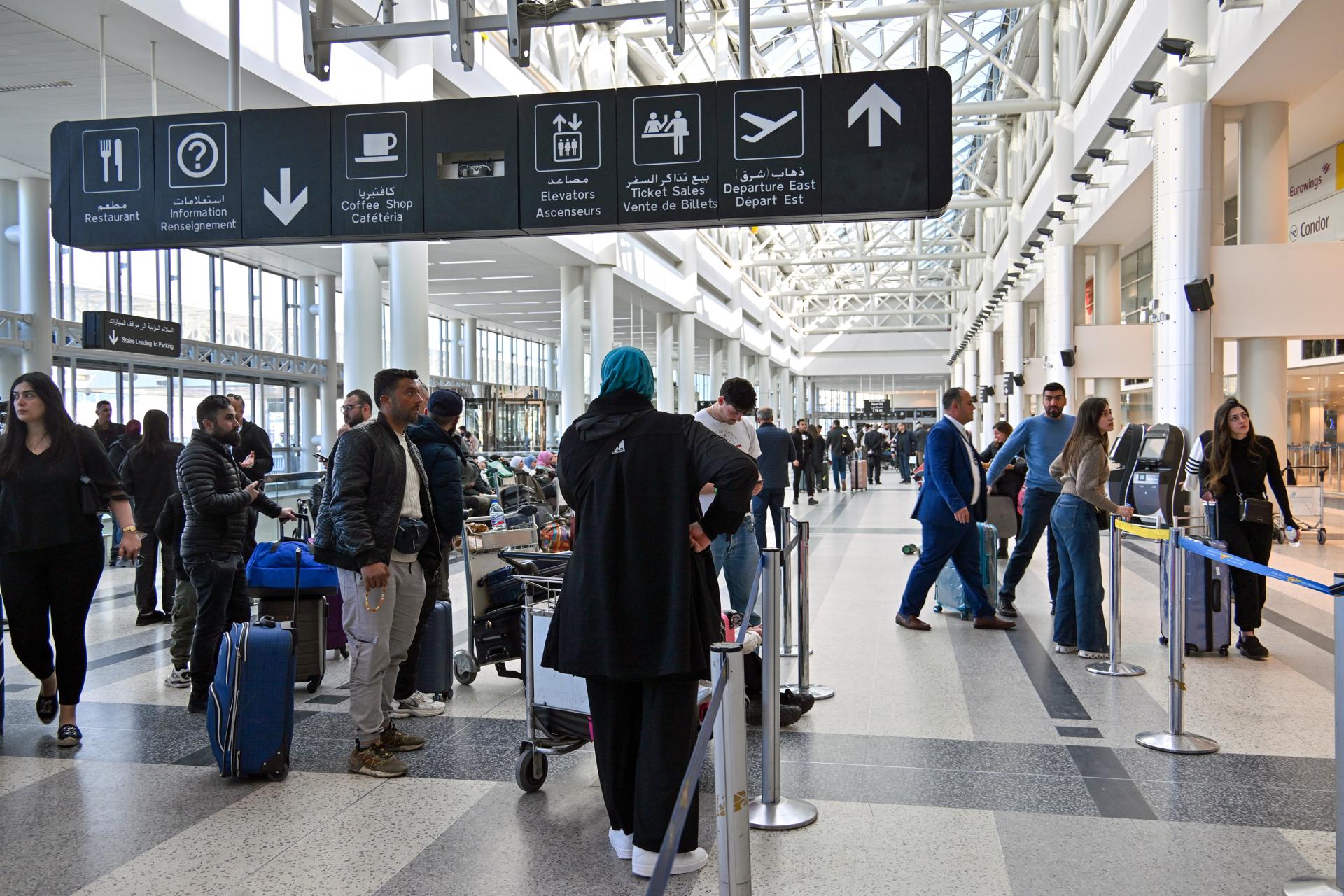 Cientos de vuelos cancelados en Medio Oriente por ataque a Irán