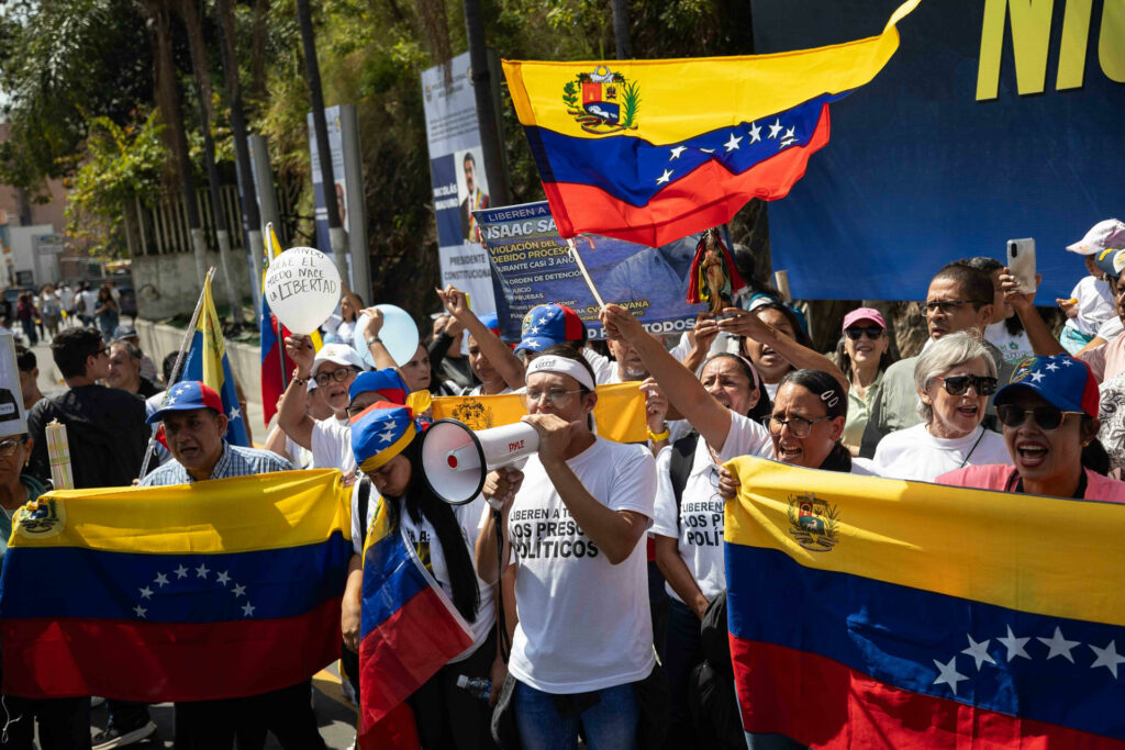 Familiares de presos políticos en Venezuela exigen liberaciones con o sin ley de amnistía