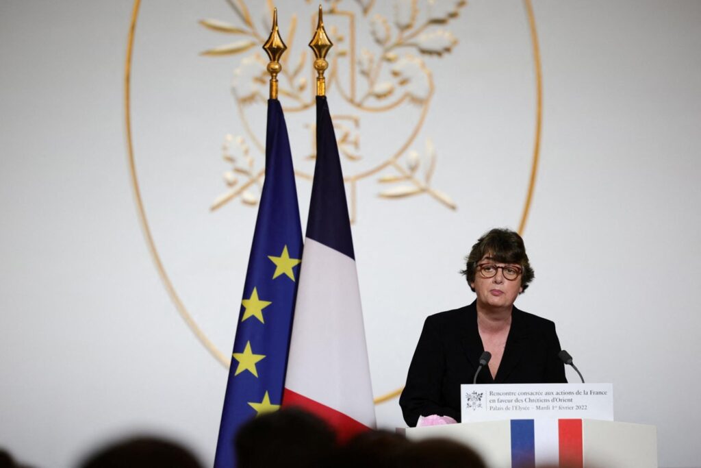 La presidenta del Louvre presenta su renuncia tras las numerosas crisis del museo