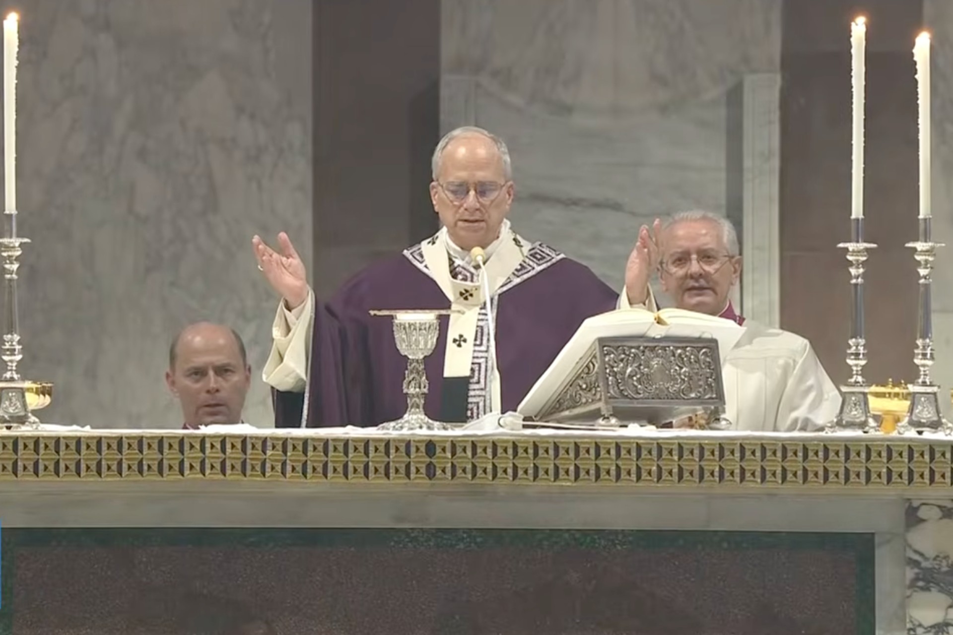 León XIV abre la Cuaresma alertando de “las estructuras de pecado” en “un mundo que arde”