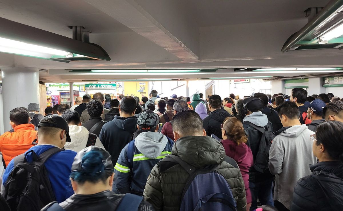 Revisión a trenes y vías retrasan el servicio en el Metro CDMX
