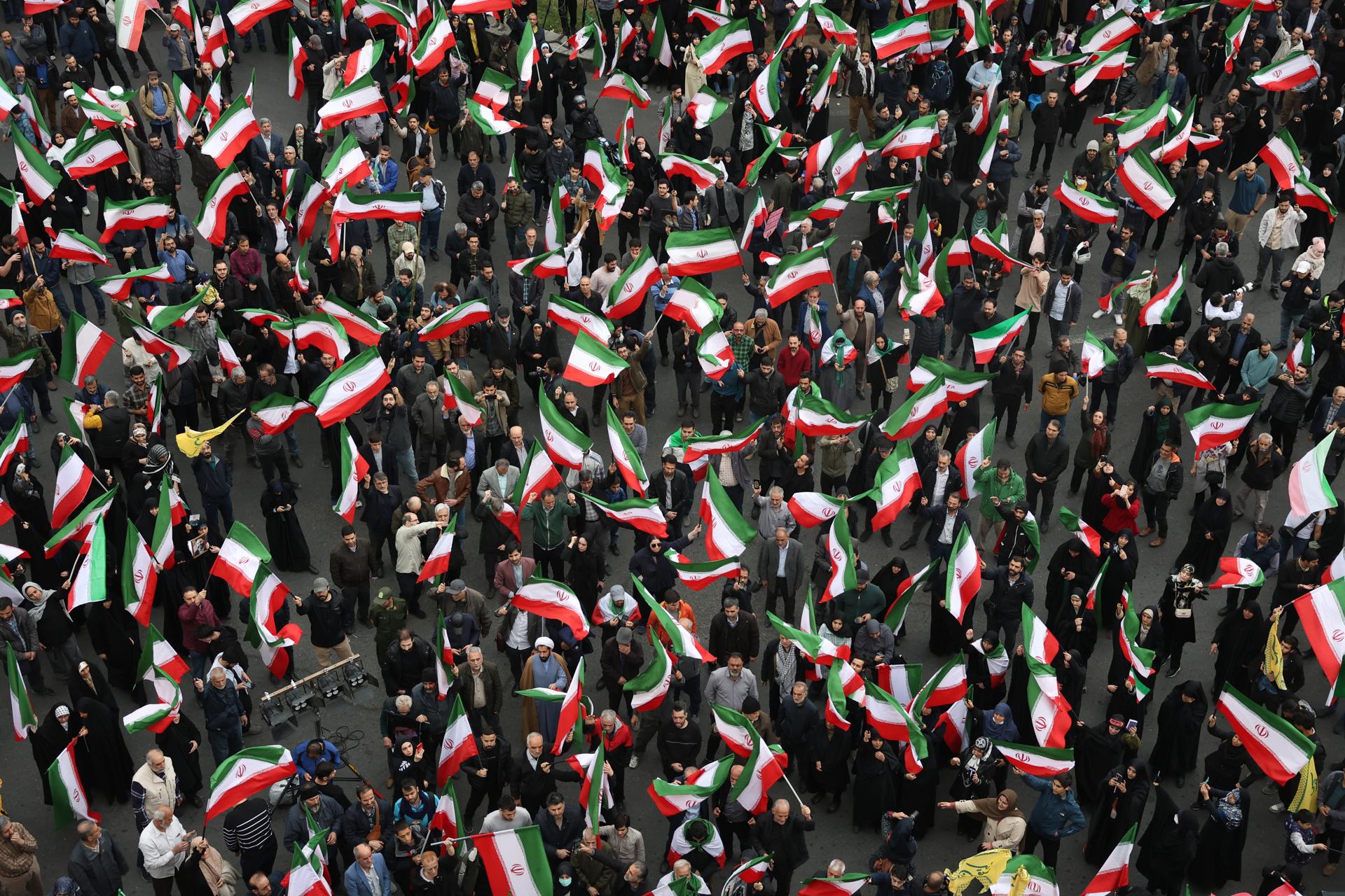 México urge al diálogo y al cese del uso de la fuerza en Medio Oriente