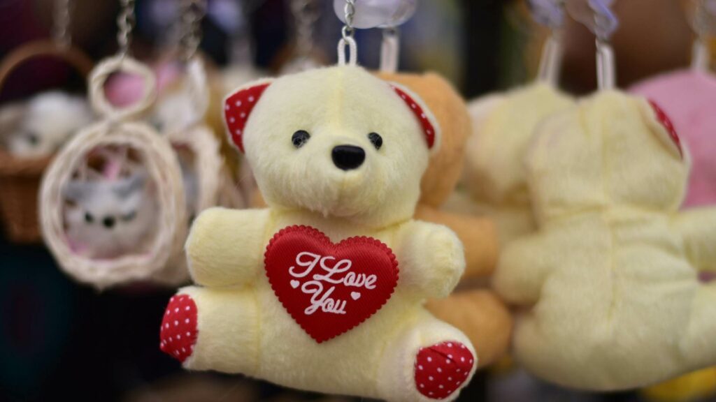 San Valentín dejará beneficios en México de 3 mil 520 millones de dólares, según estudio - san-valentin-dejara-beneficios-en-mexico-de-3-mil-520-millones-de-dolares-segun-estudio-1-1024x576