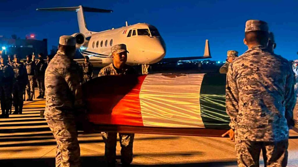 Defensa rinde honores a militares caídos en Jalisco - sedena-rinde-honores-a-militares-caidos-tras-la-violencia-del-22-de-febrero-2-1024x576