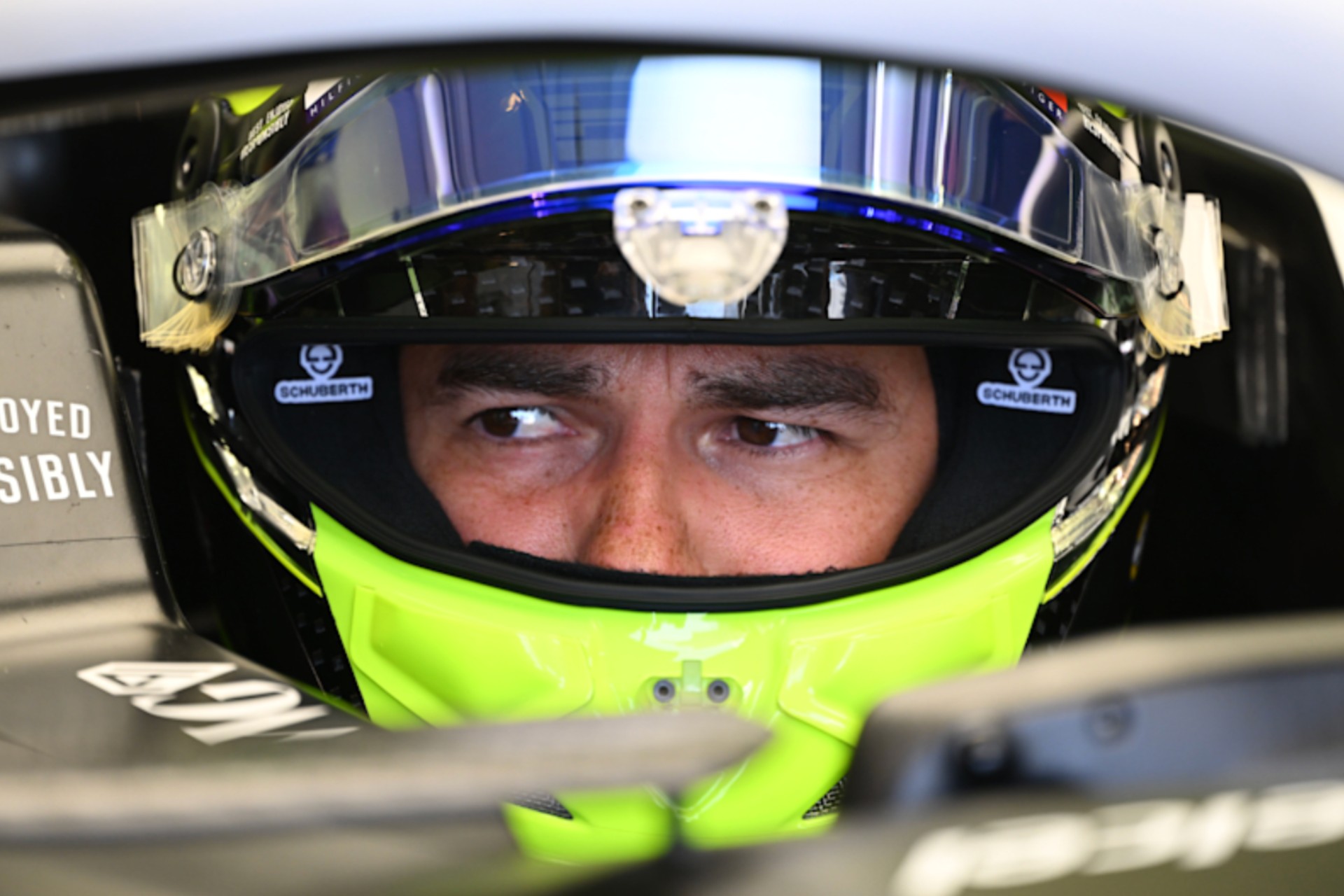 ‘Checo’ Pérez tiene su primer incidente con Cadillac en las pruebas de Bahréin
