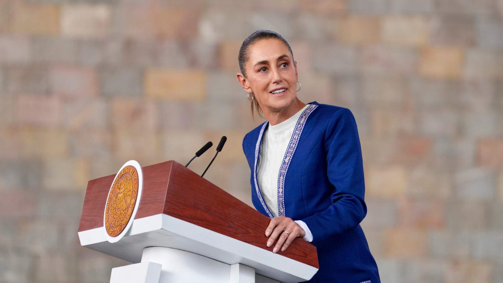 Sheinbaum prevé panorama positivo en 2026 y destaca inversiones por más de 406 mil mdd en México