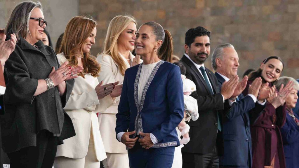 Sheinbaum prevé panorama positivo en 2026 y destaca inversiones por más de 406 mil mdd en México - sheinbaum-preve-panorama-positivo-en-2026-y-destaca-inversiones-por-mas-de-406-mil-mdd-en-mexico-1024x576