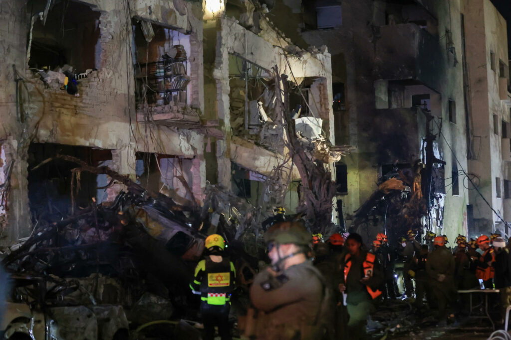 SRE activa red de protección consular para mexicanos en Medio Oriente; estos son los teléfonos de atención