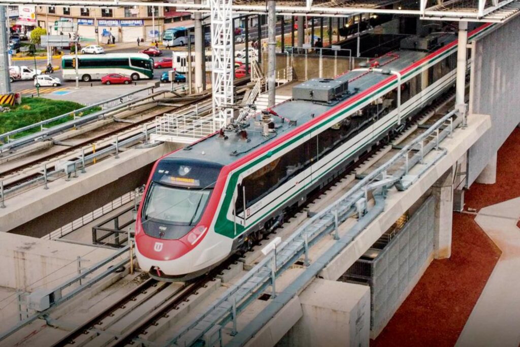 Tren México-Toluca “El Insurgente” inicia operaciones tras 12 años de obras