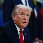 Trump anuncia que India dejará de comprar petróleo de Rusia y le rebaja los aranceles