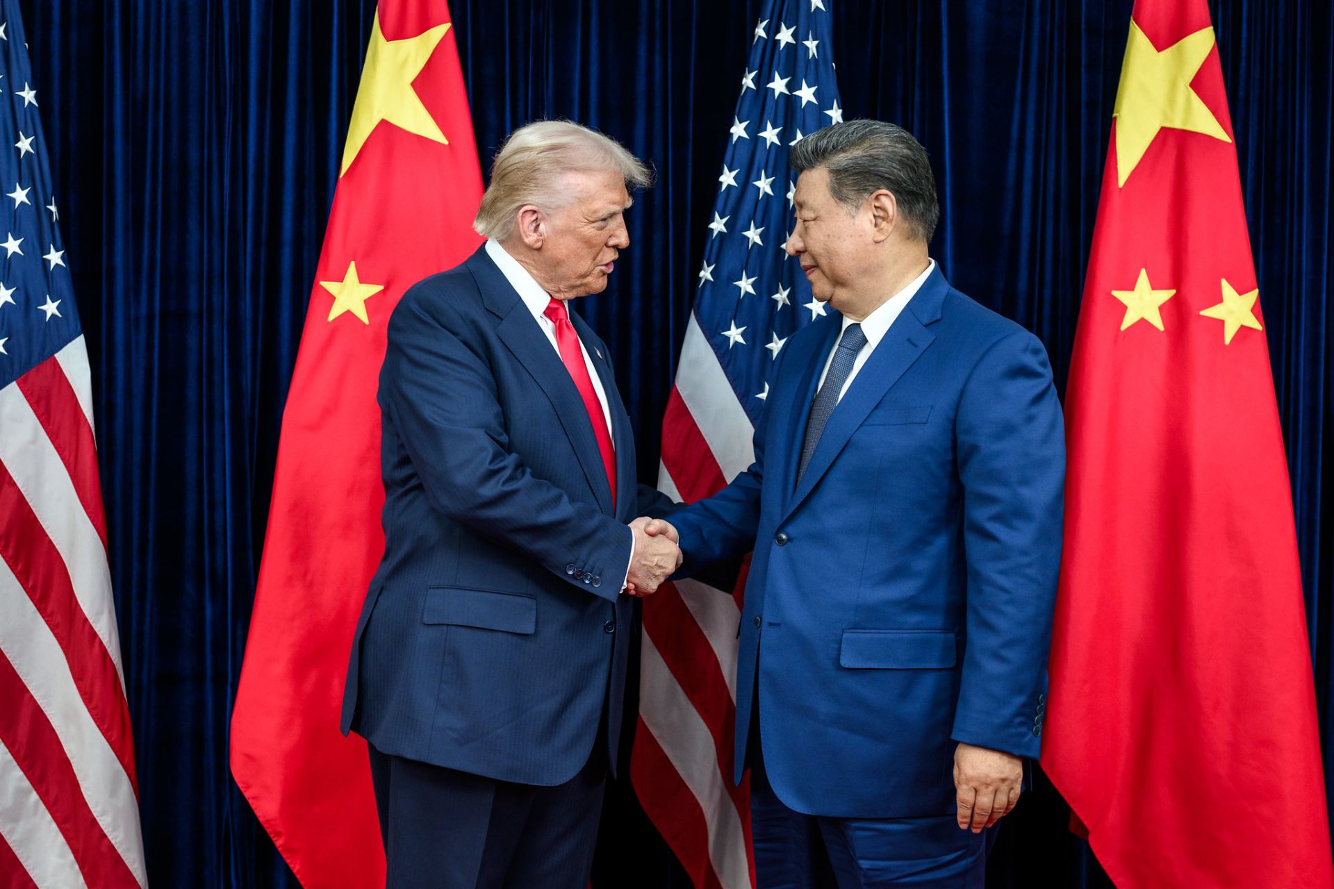 Trump mantiene una “excelente” llamada con Xi sobre comercio, Taiwán y Ucrania