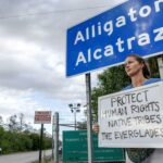 Jueza de EE.UU. ordena a ICE permitir abogados a migrantes detenidos en Alligator Alcatraz
