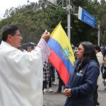 Misa en frontera entre Ecuador y Colombia implora diálogo para resolver guerra comercial