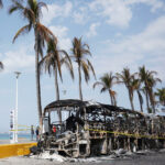 Al menos 200 tractocamiones fueron atacados tras operación contra El Mencho