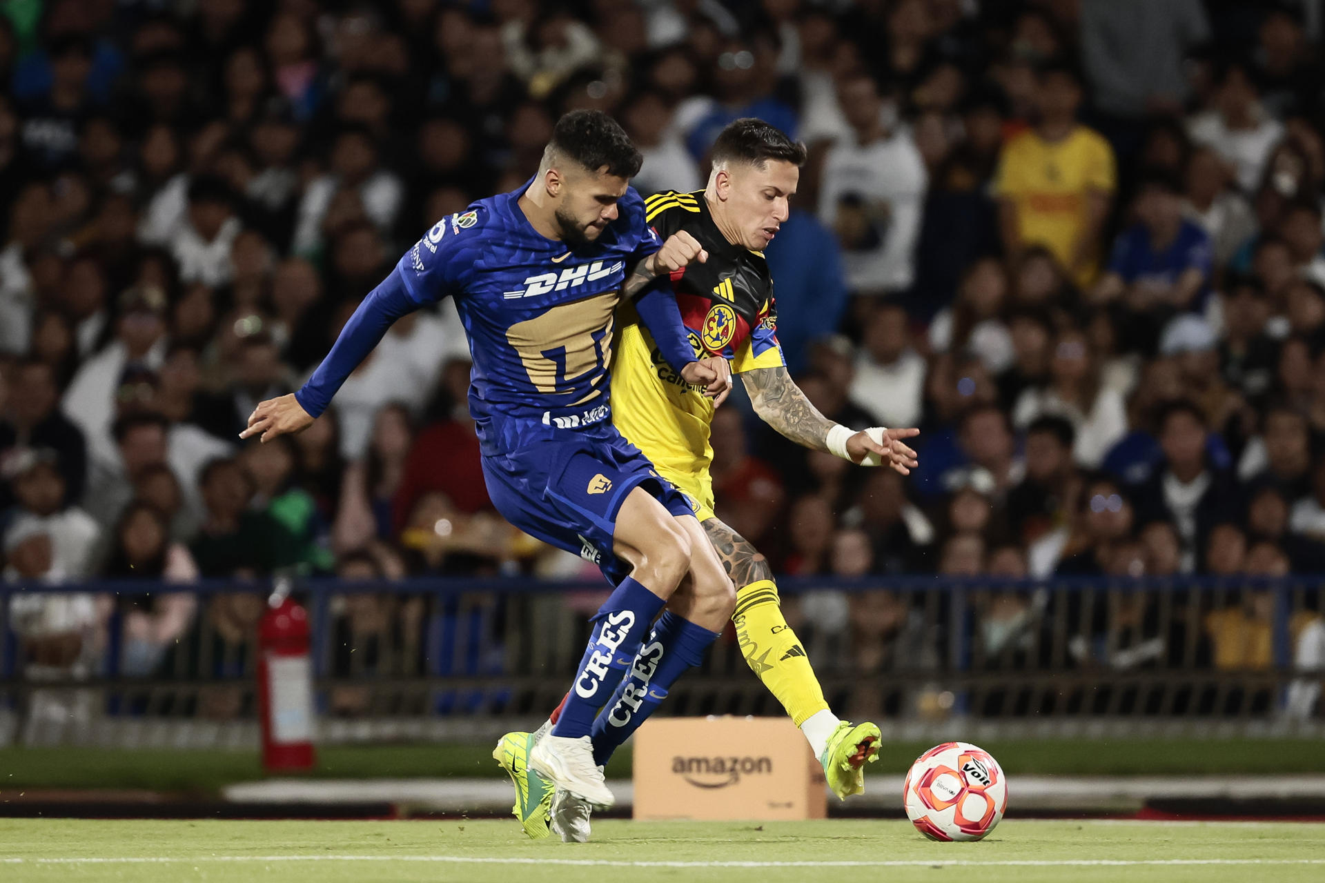 Pumas derrota al América y Chivas es más líder que nunca Pumas derrota al América y Chivas es más líder que nunca