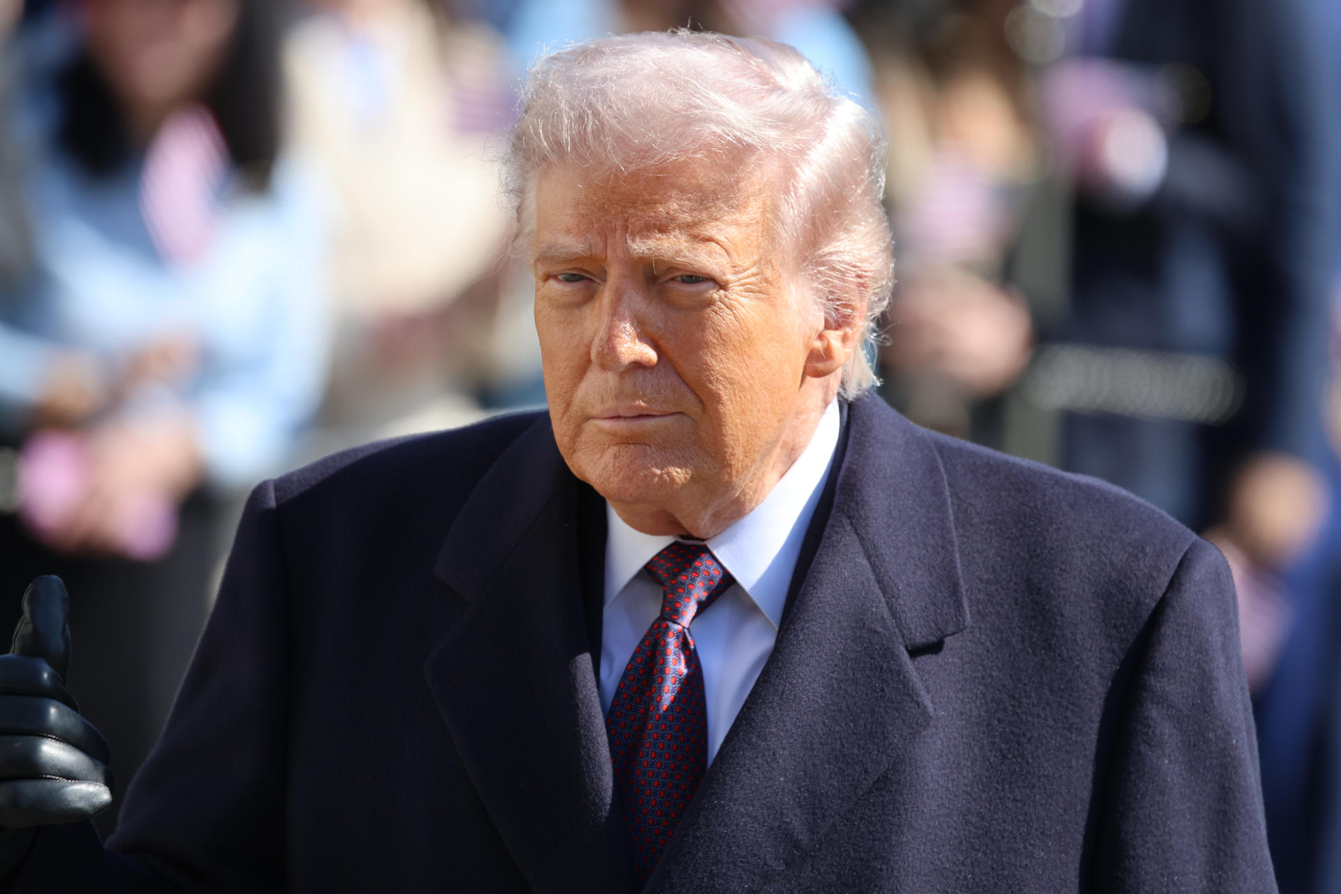 Trump insiste que Sheinbaum “no debería haber rechazado” su “ayuda” contra los cárteles