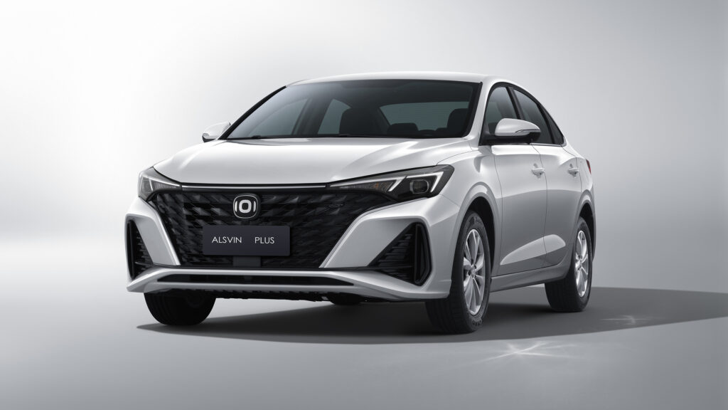 Changan refuerza su portafolio en México y lanza cuatro vehículos - alvins-plus4-1024x576