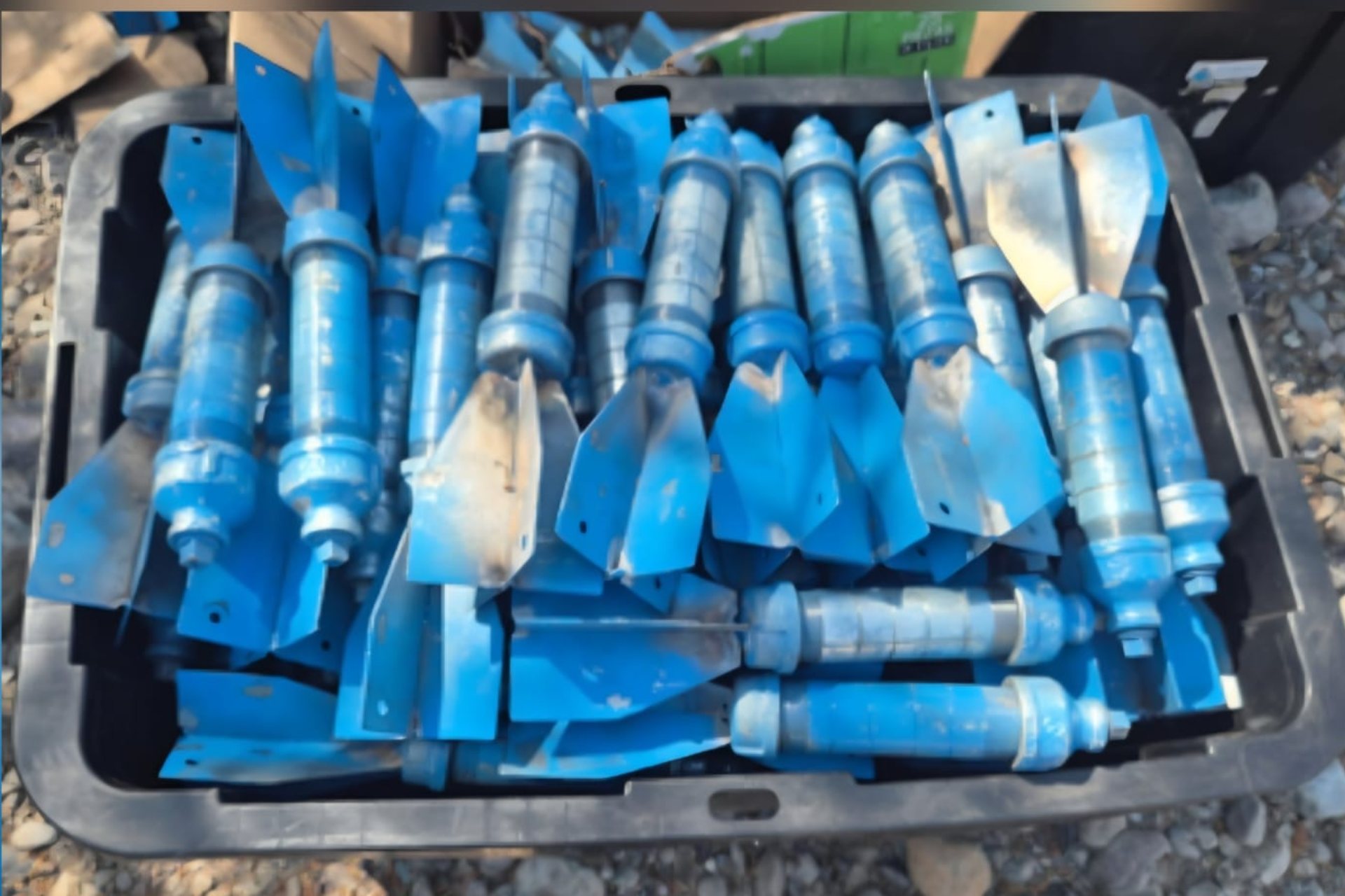 Aseguran y destruyen más de 300 artefactos explosivos improvisados en Badiraguato, SInaloa Aseguran y destruyen más de 300 artefactos explosivos improvisados en Badiraguato, SInaloa