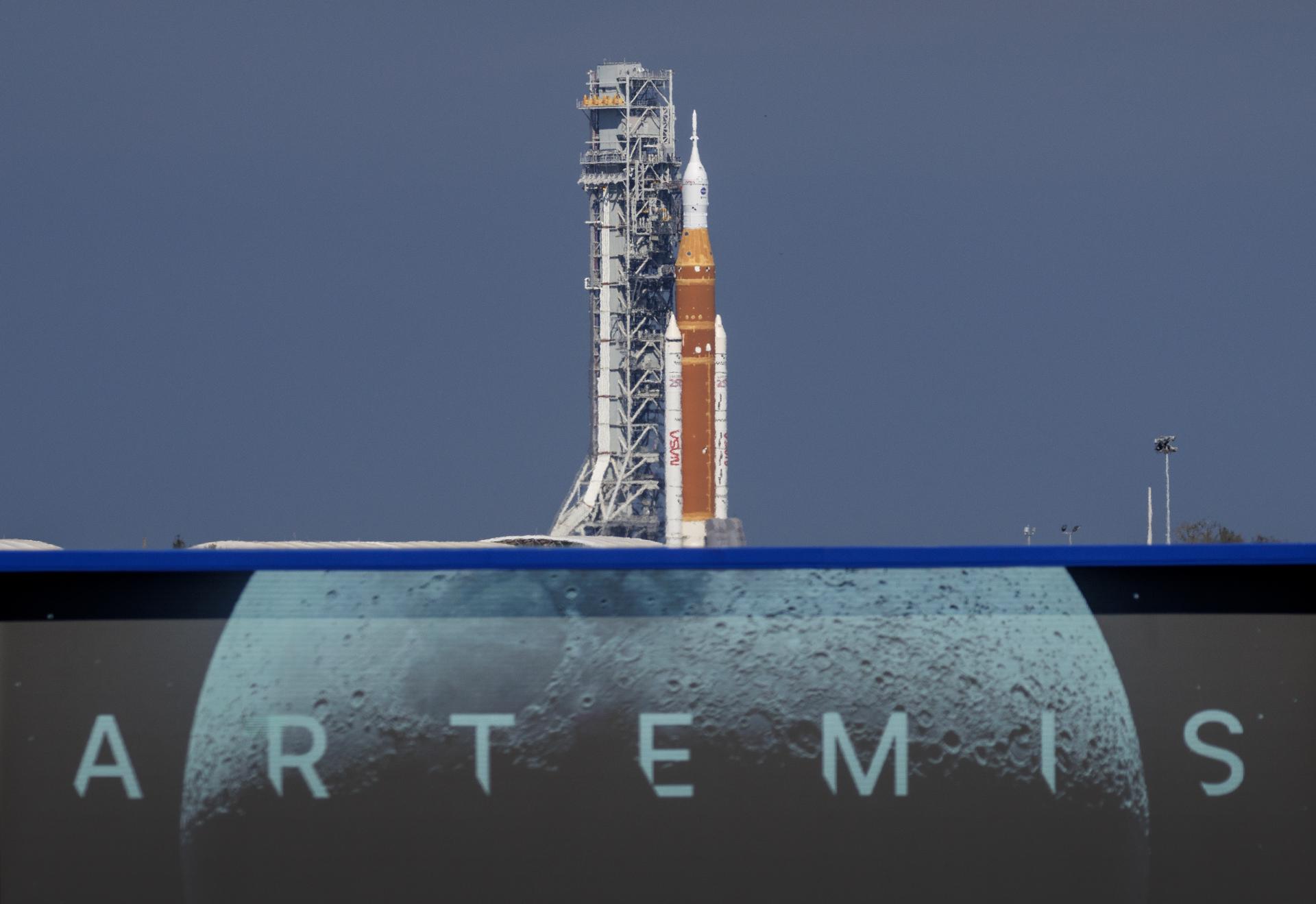 NASA ya tiene fecha para el despegue de Artemis II, misión que va a la órbita lunar