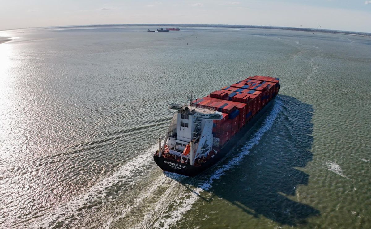 Starmer y Trump abordan la importancia de “reabrir” el estrecho de Ormuz