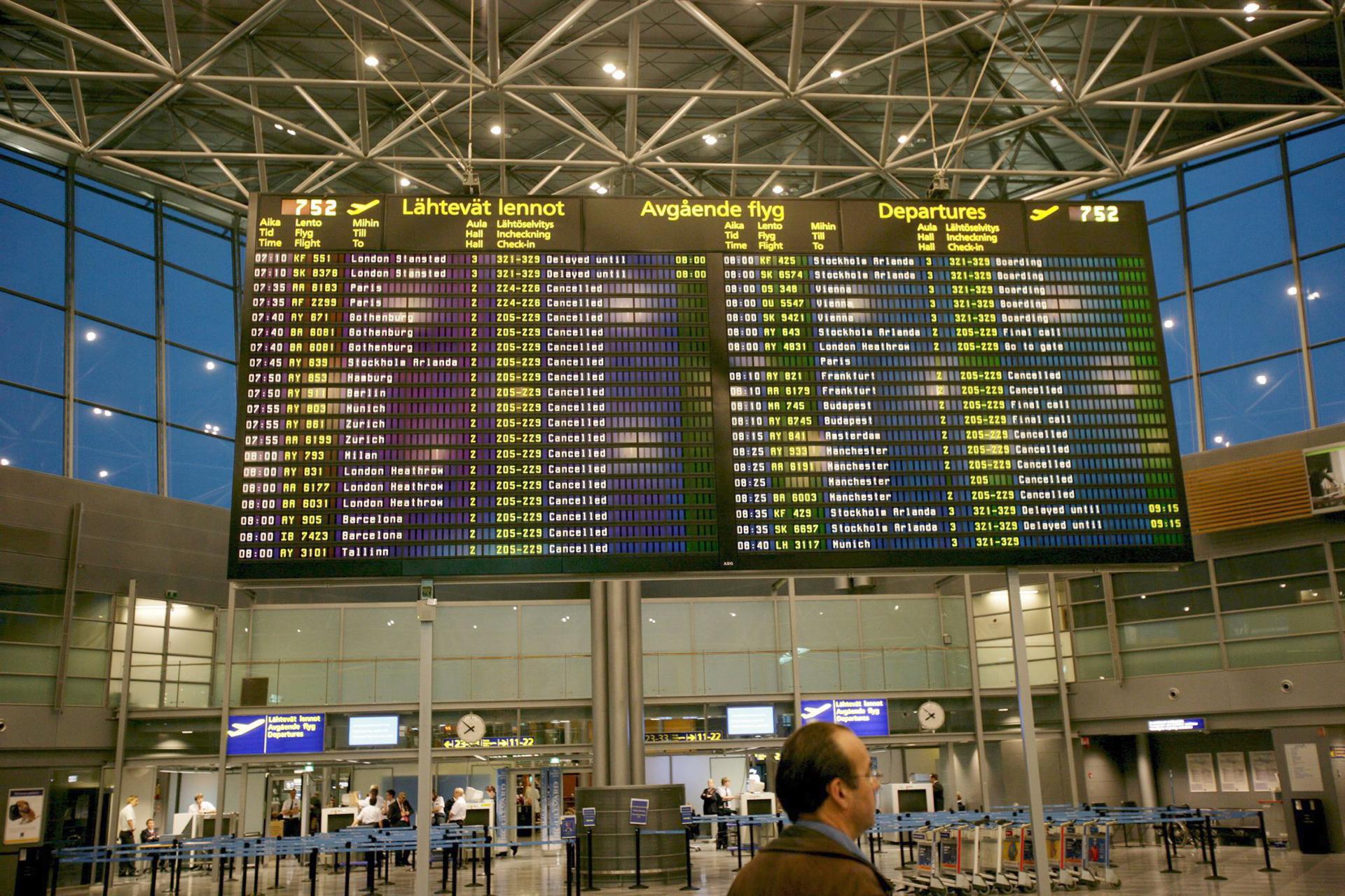 Las aerol&iacute;neas sufren fuertes descensos en Bolsa por el ataque de EE.UU. e Israel a Ir&aacute;n