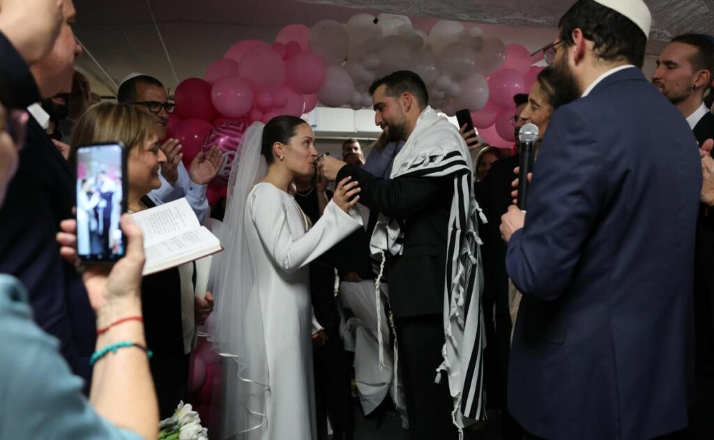 Israel recupera cierta normalidad durante el sexto día de guerra con Irán