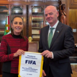 Sheinbaum promete al presidente de la FIFA inauguración “histórica” para el Mundial
